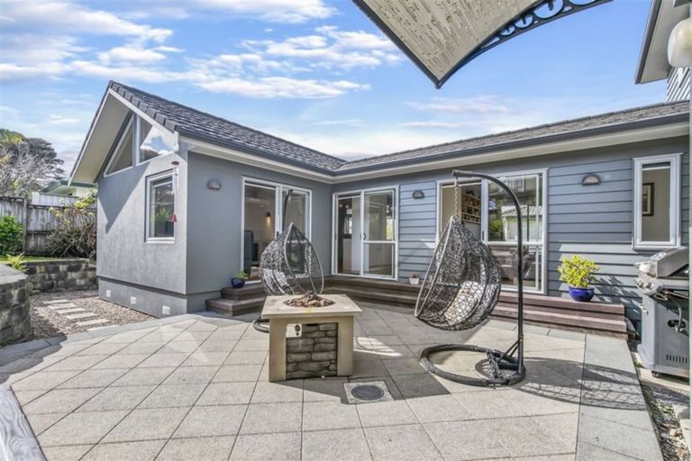Photo of property in 45 San Valentino Drive, Henderson, Auckland, 0612