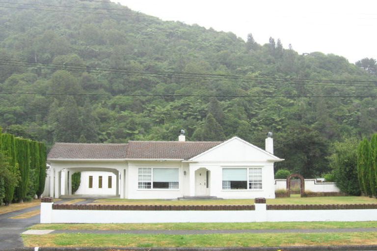 Photo of property in 24 Black Beech Street, Birchville, Upper Hutt, 5018
