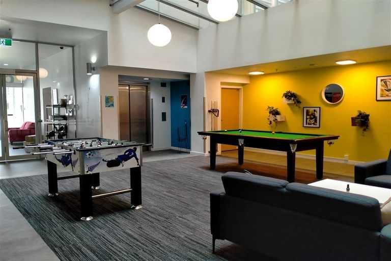 Photo of property in Cube Apartments, 5h/242 Taranaki Street, Mount Cook, Wellington, 6011