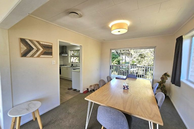 Photo of property in 235 Heta Road, Merrilands, New Plymouth, 4312