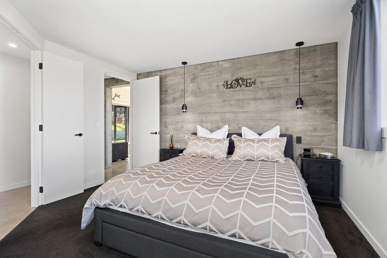 Photo of property in 5 Mills Road, Wanaka, 9305