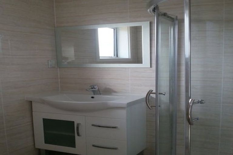 Photo of property in 104a Mellons Bay Road, Mellons Bay, Auckland, 2014