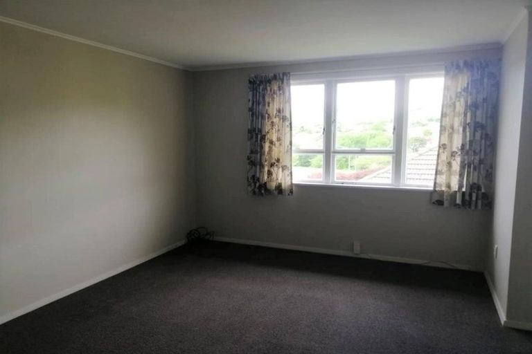 Photo of property in 106 Warspite Avenue, Cannons Creek, Porirua, 5024
