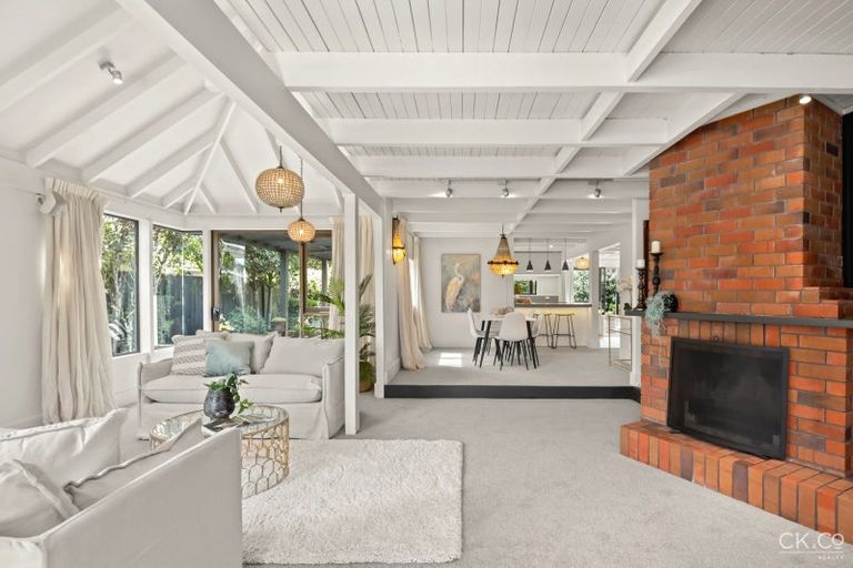 Photo of property in 32 Saint Columbans Grove, Boulcott, Lower Hutt, 5010