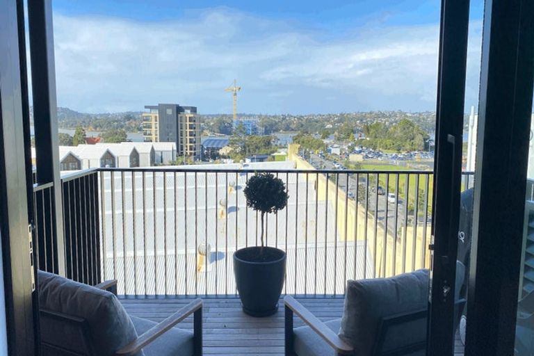 Photo of property in 505/2 Launch Road, Hobsonville, Auckland, 0616