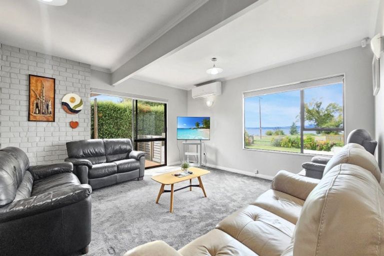 Photo of property in 8 Raukura Place, Koutu, Rotorua, 3010