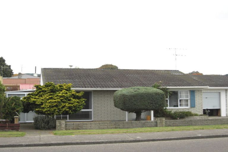 Photo of property in 44a Raumati Road, Raumati Beach, Paraparaumu, 5032