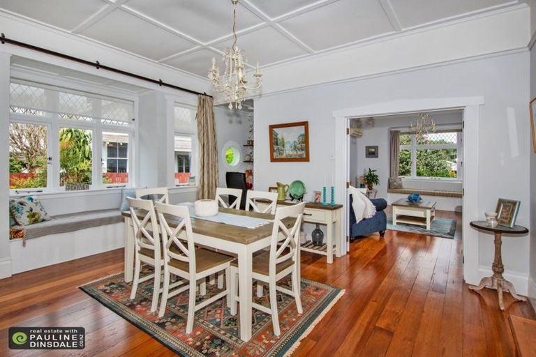 Photo of property in 17 Aubrey Street, Regent, Whangarei, 0112