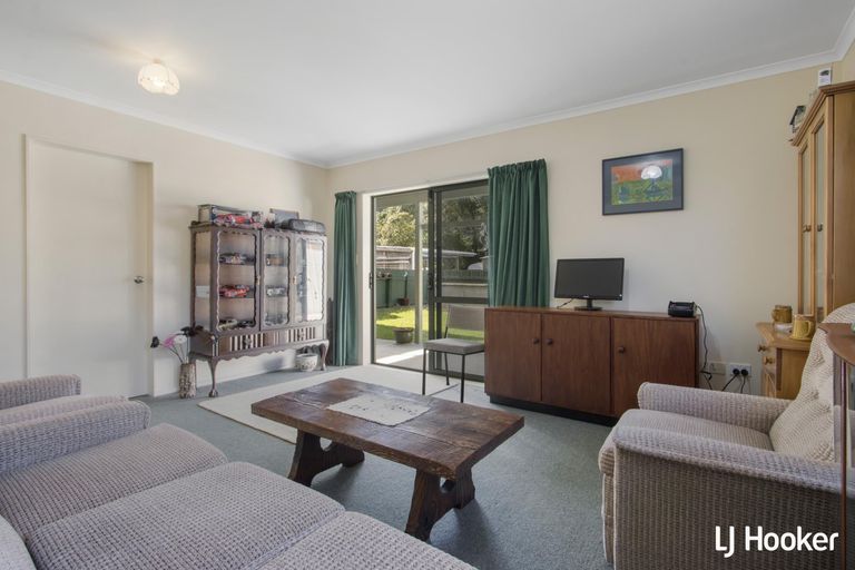 Photo of property in 42 Ocean View Road, Waihi Beach, 3611