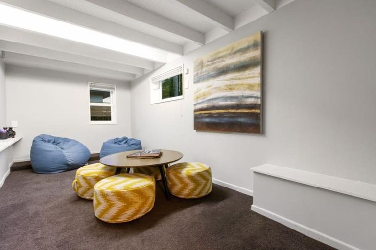 Photo of property in 64 Marlborough Avenue, Glenfield, Auckland, 0629