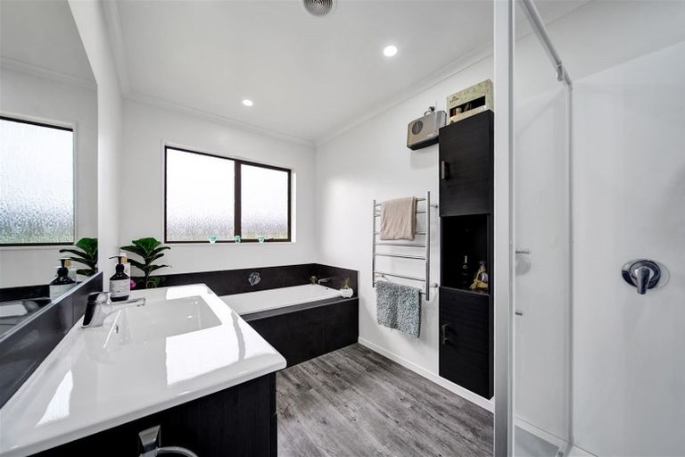 Photo of property in 131 Waitara Road, Brixton, Waitara, 4382