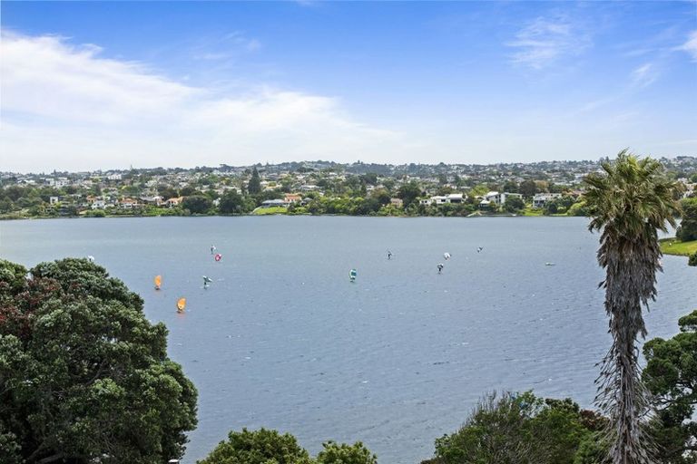 Photo of property in 1/248 Hurstmere Road, Takapuna, Auckland, 0622