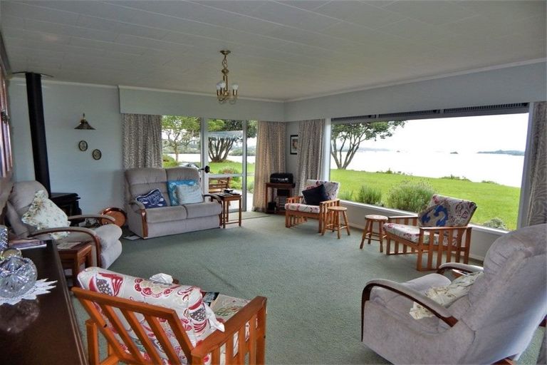 Photo of property in 8 Paretu Drive, Kerikeri, 0294