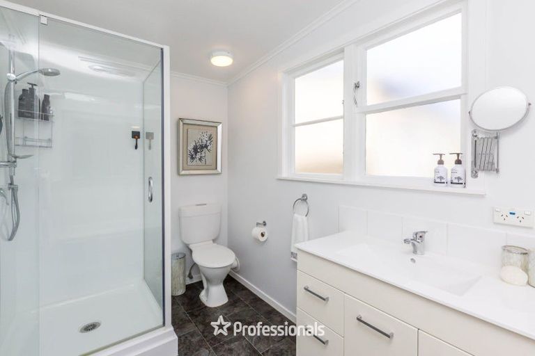 Photo of property in 13 Wood Street, Wallaceville, Upper Hutt, 5018