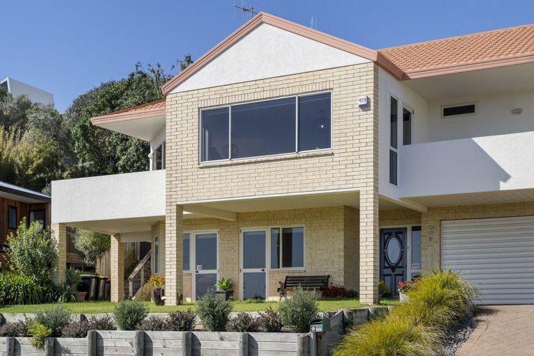 Photo of property in 5 Cynthia Place, Bellevue, Tauranga, 3110