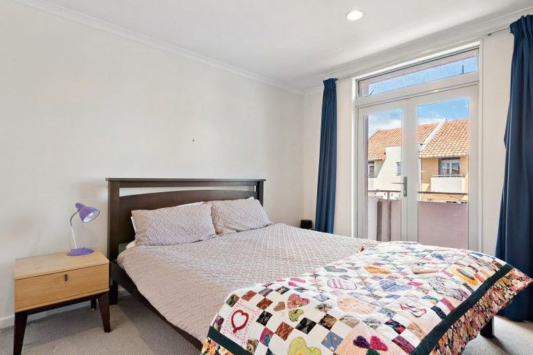 Photo of property in Marrakech Cafe, 54/305 Evans Bay Parade, Hataitai, Wellington, 6021