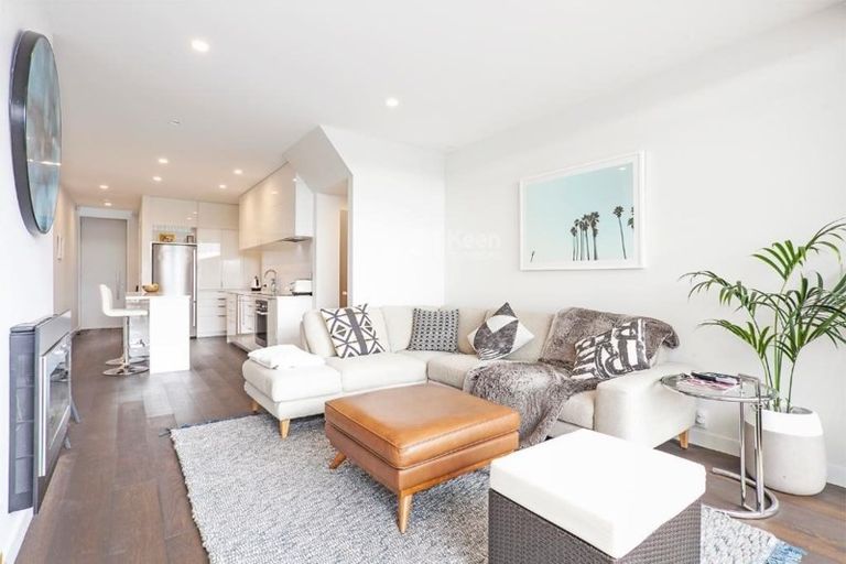 Photo of property in 9/83 Hinemoa Street, Birkenhead, Auckland, 0626