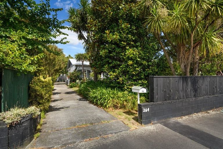 Photo of property in 264 Park Road, Hokowhitu, Palmerston North, 4410