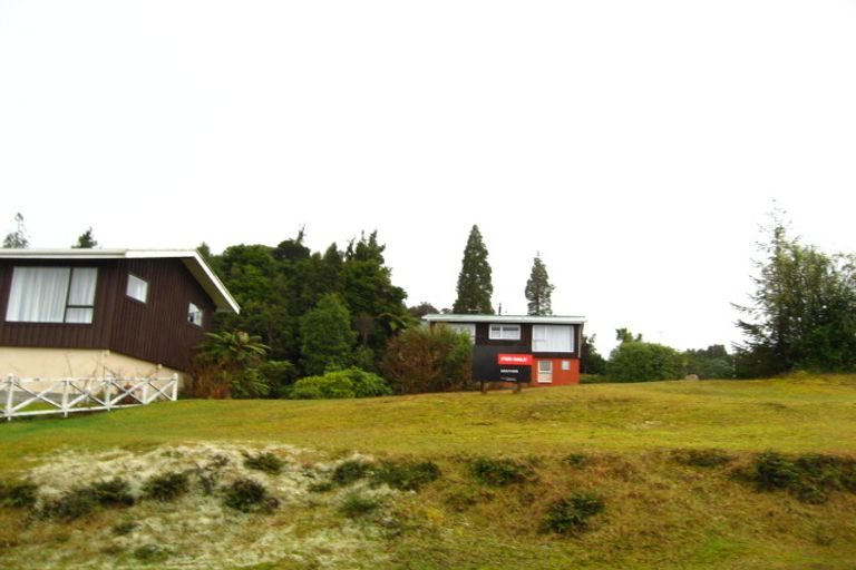 Photo of property in 41 Korua Street, Moana, 7872