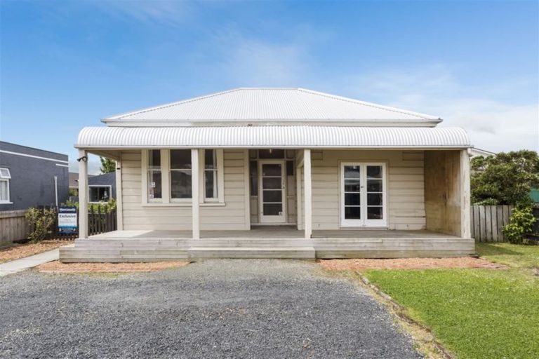 Photo of property in 61 Wesley Street, South Dunedin, Dunedin, 9012