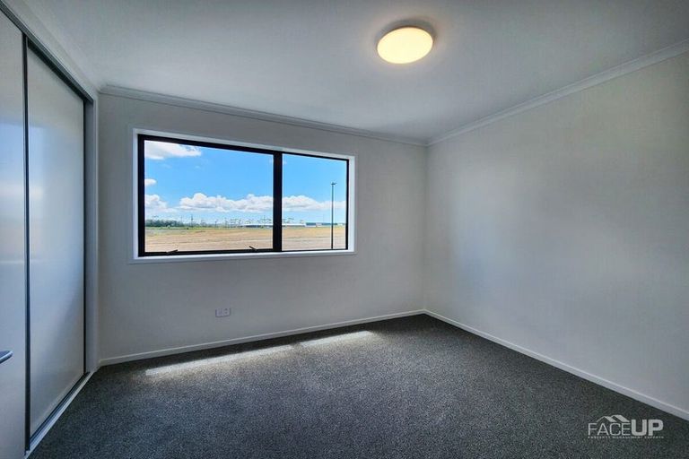 Photo of property in 46 Rahopuru Road, Westgate, Auckland, 0614