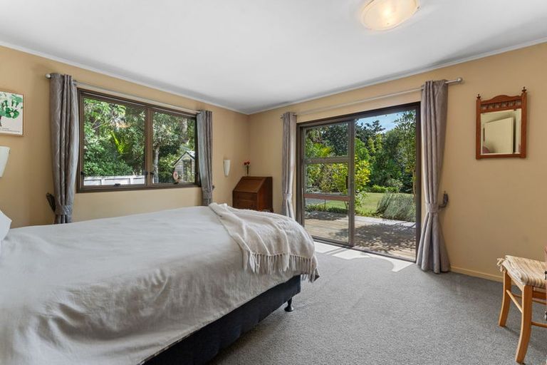 Photo of property in 2395 State Highway 1, Brynderwyn, Maungaturoto, 0587