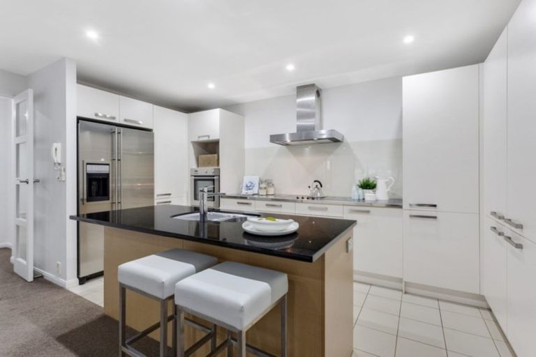 Photo of property in Prestige On Pupuke, 3/73 Anzac Street, Takapuna, Auckland, 0622