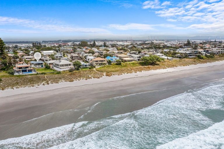 Photo of property in 61a Oceanbeach Road, Mount Maunganui, 3116