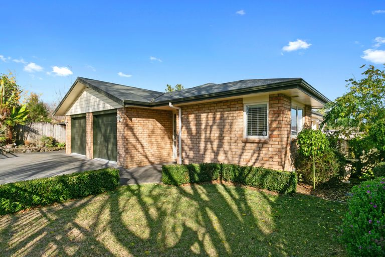 Photo of property in 82 Moore Street, Leamington, Cambridge, 3432