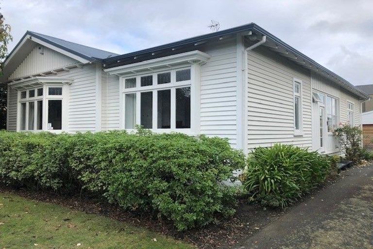 Photo of property in 11 Clissold Street, Merivale, Christchurch, 8014