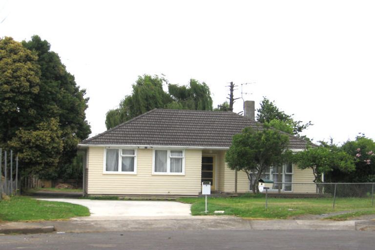 Photo of property in 8 Peace Avenue, Mount Wellington, Auckland, 1062