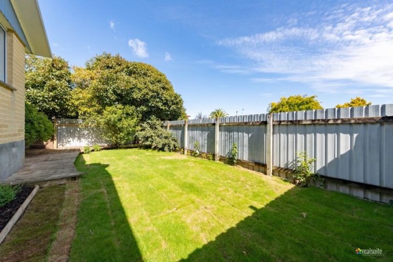 Photo of property in 4 Toledo Grove, Totara Park, Upper Hutt, 5018