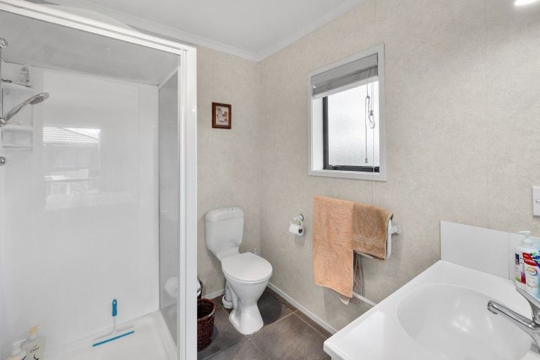 Photo of property in 11 Frame Place, Owhata, Rotorua, 3010
