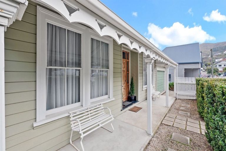 Photo of property in 1 Exeter Street, Lyttelton, 8082