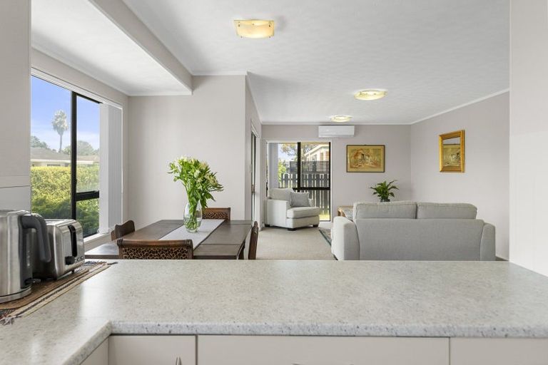 Photo of property in 65a Gloucester Road, Mount Maunganui, 3116