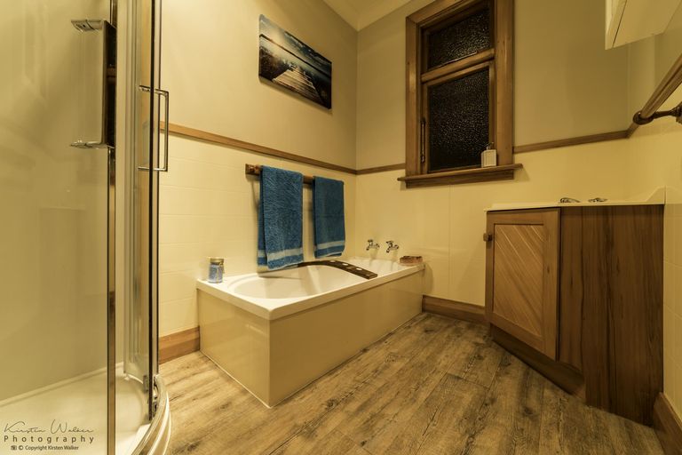 Photo of property in 11 Melmore Terrace, Cromwell, 9310