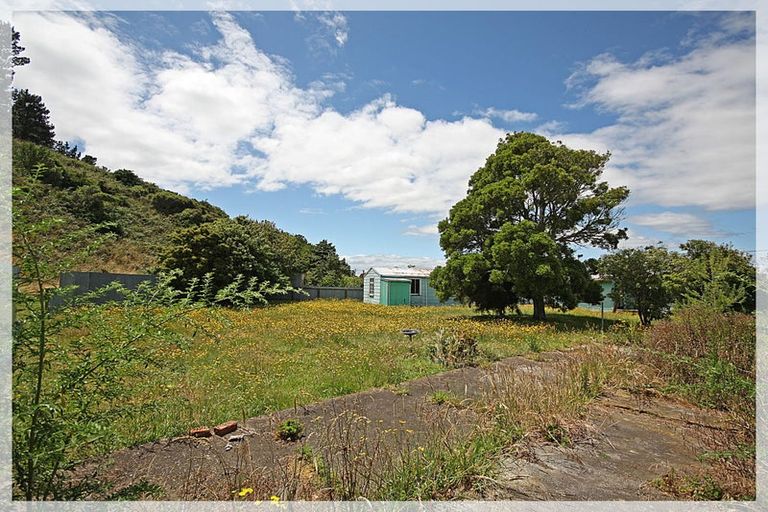 Photo of property in 23 Herrington Street, Foxton, 4814