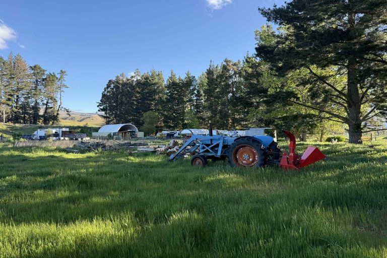 Photo of property in 633 Ardgour Road, Tarras, Cromwell, 9383