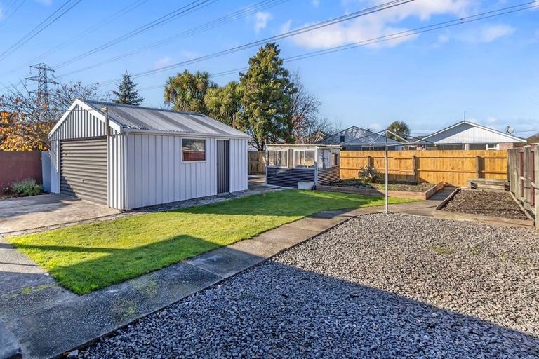 Photo of property in 23 Appleby Crescent, Burnside, Christchurch, 8053