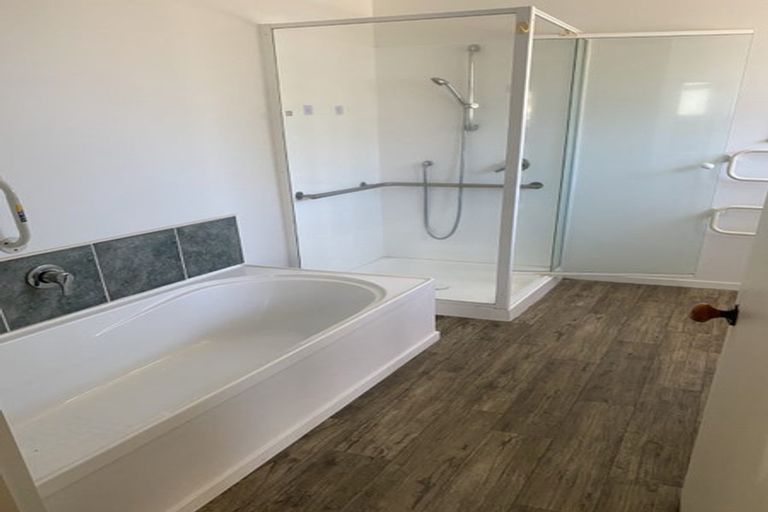Photo of property in 22 Milicich Place, Cambridge, 3434