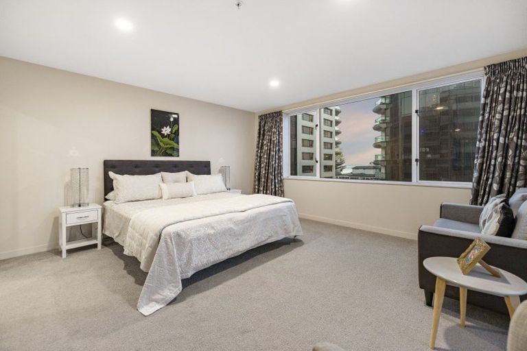 Photo of property in 31/12 Maunganui Road, Mount Maunganui, 3116