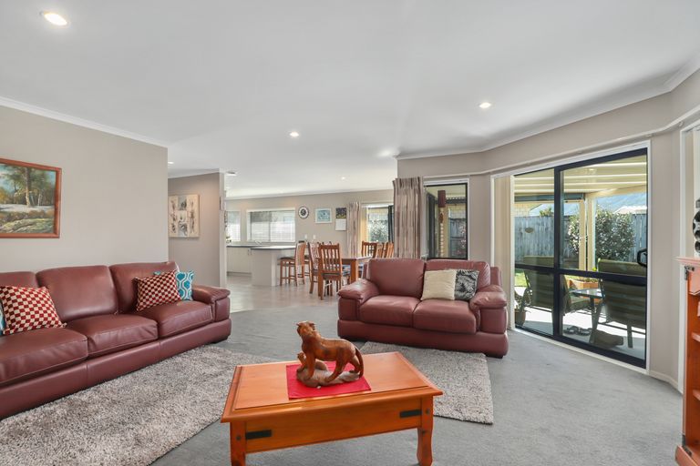 Photo of property in 22 Vogel Place, Te Aroha, 3320