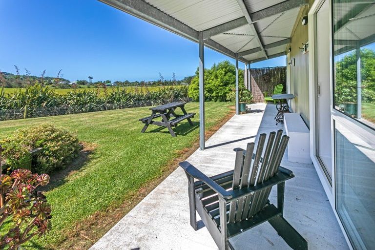 Photo of property in 6 Lois Lane, Hahei, Whitianga, 3591