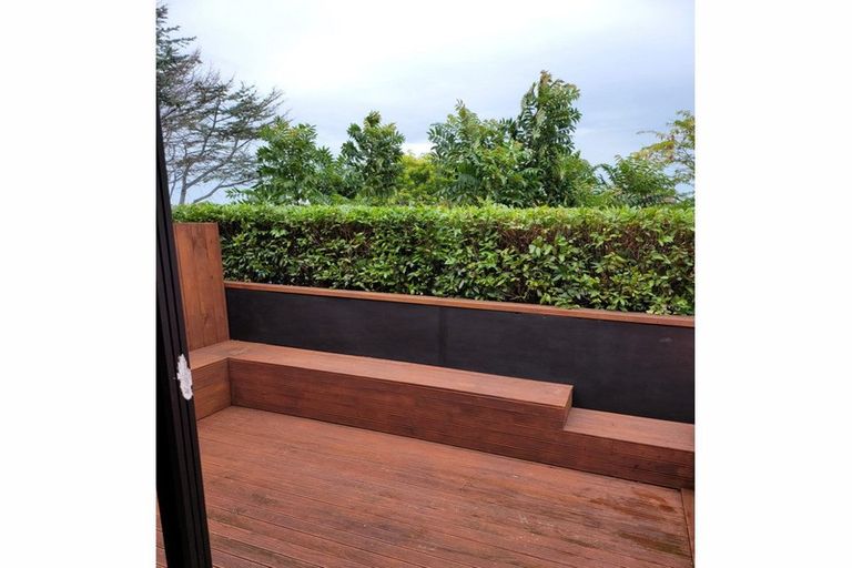 Photo of property in 1 Paulownia Place, Totara Heights, Auckland, 2105