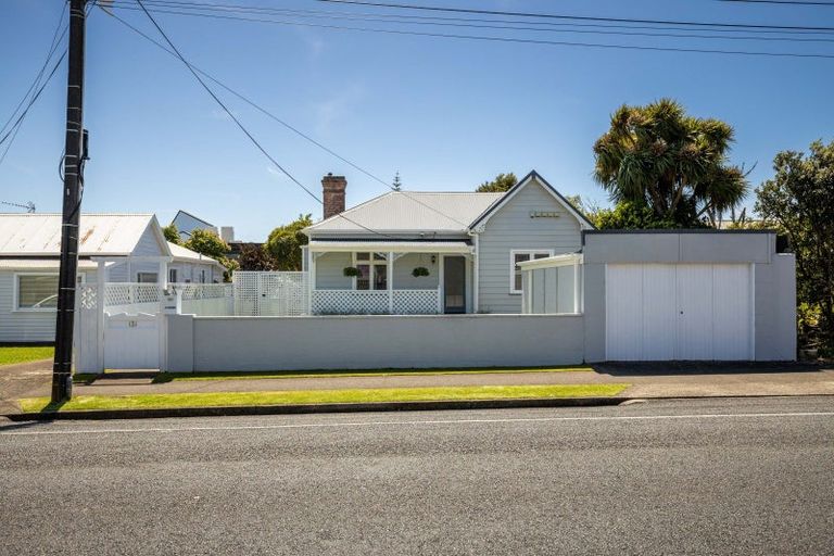 Photo of property in 131 Lemon Street, New Plymouth, 4312