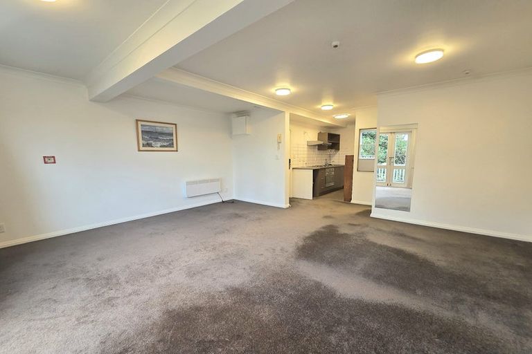 Photo of property in 221b The Terrace, Wellington Central, Wellington, 6011