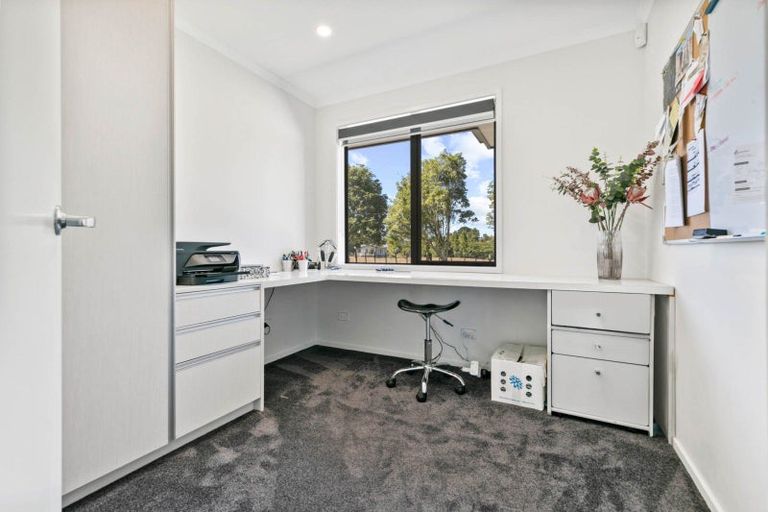 Photo of property in 9 Fitzgerald Road, Drury, 2113