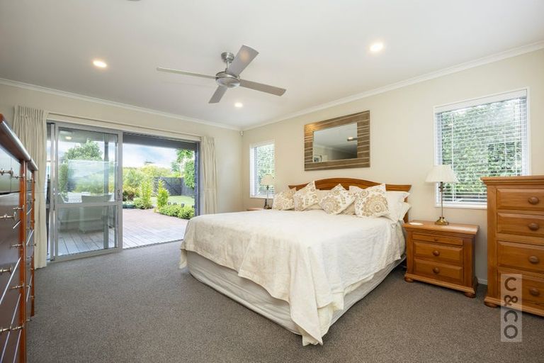 Photo of property in 9 Pohutukawa Parade, Riverhead, 0820