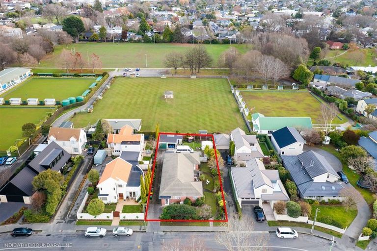 Photo of property in 22 Makora Street, Fendalton, Christchurch, 8041