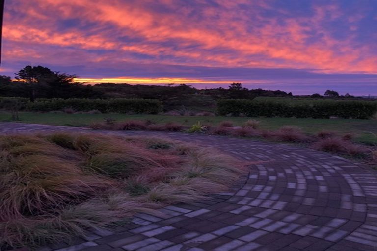 Photo of property in 1849 Mangorei Road, Mangorei, New Plymouth, 4371